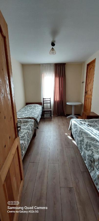 Guest House Tsasne Omalo Exterior foto