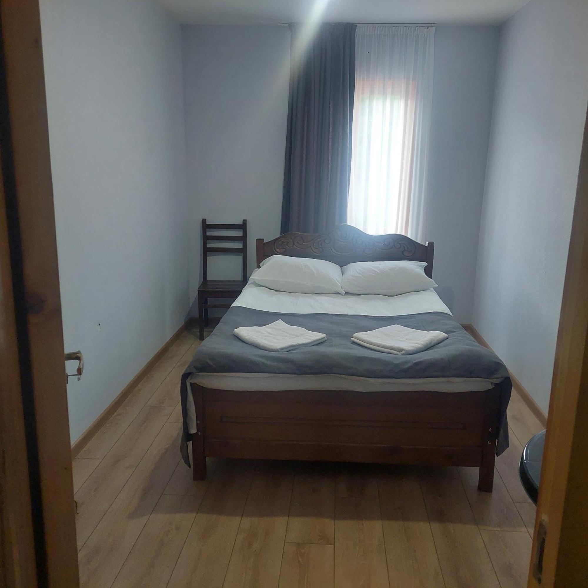 Guest House Tsasne Omalo Exterior foto