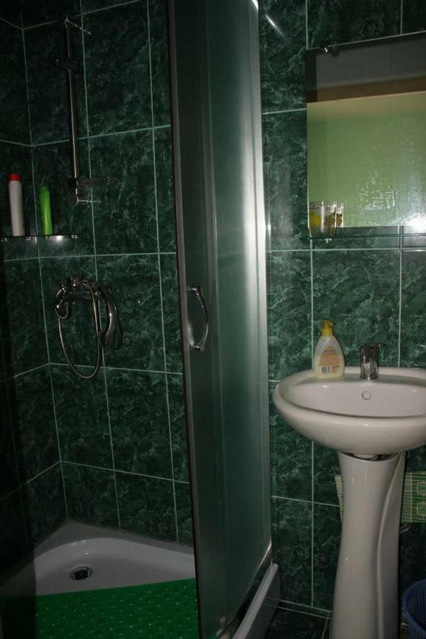 Guest House Tsasne Omalo Exterior foto